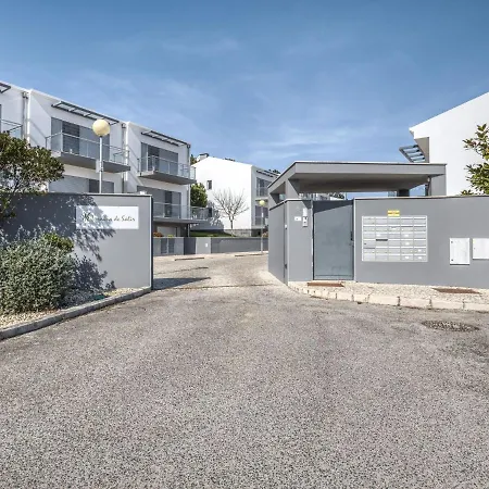 Modern In Salir Do Porto With Swimming Pool