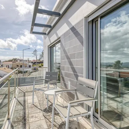 Modern In Salir Do Porto With Swimming Pool Holiday home *