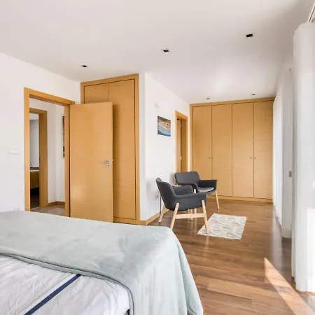 Holiday home Modern In Salir Do Porto With Swimming Pool