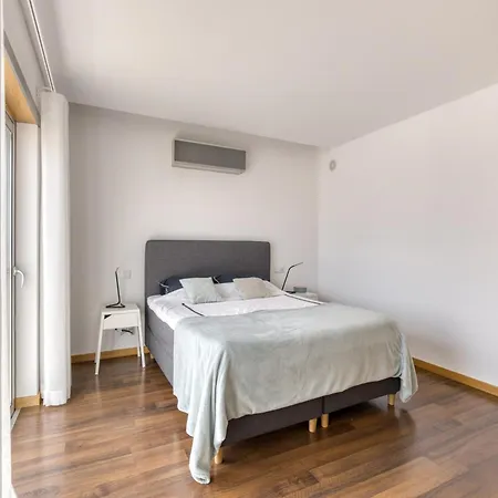 Modern With Pool And Barbecue Casa vacanze Salir de Porto