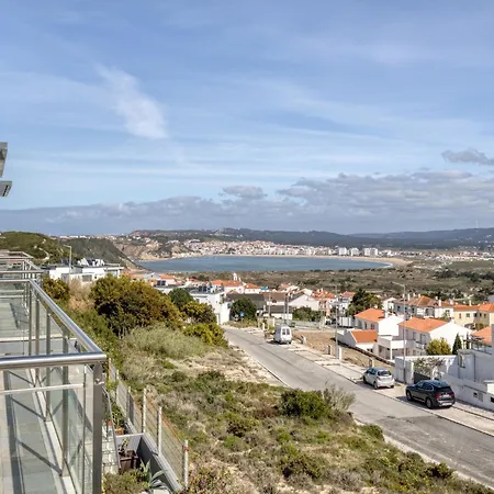 Holiday home Modern With Pool And Barbecue Salir de Porto