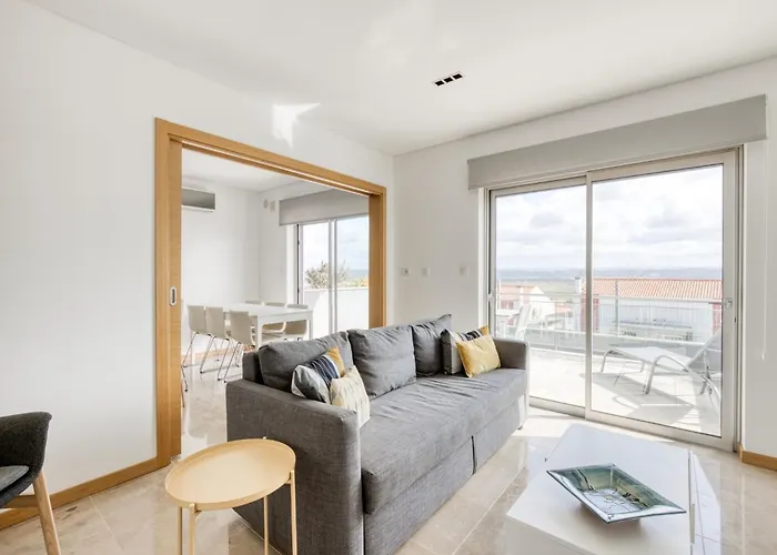 Modern With Pool And Barbecue * Salir de Porto